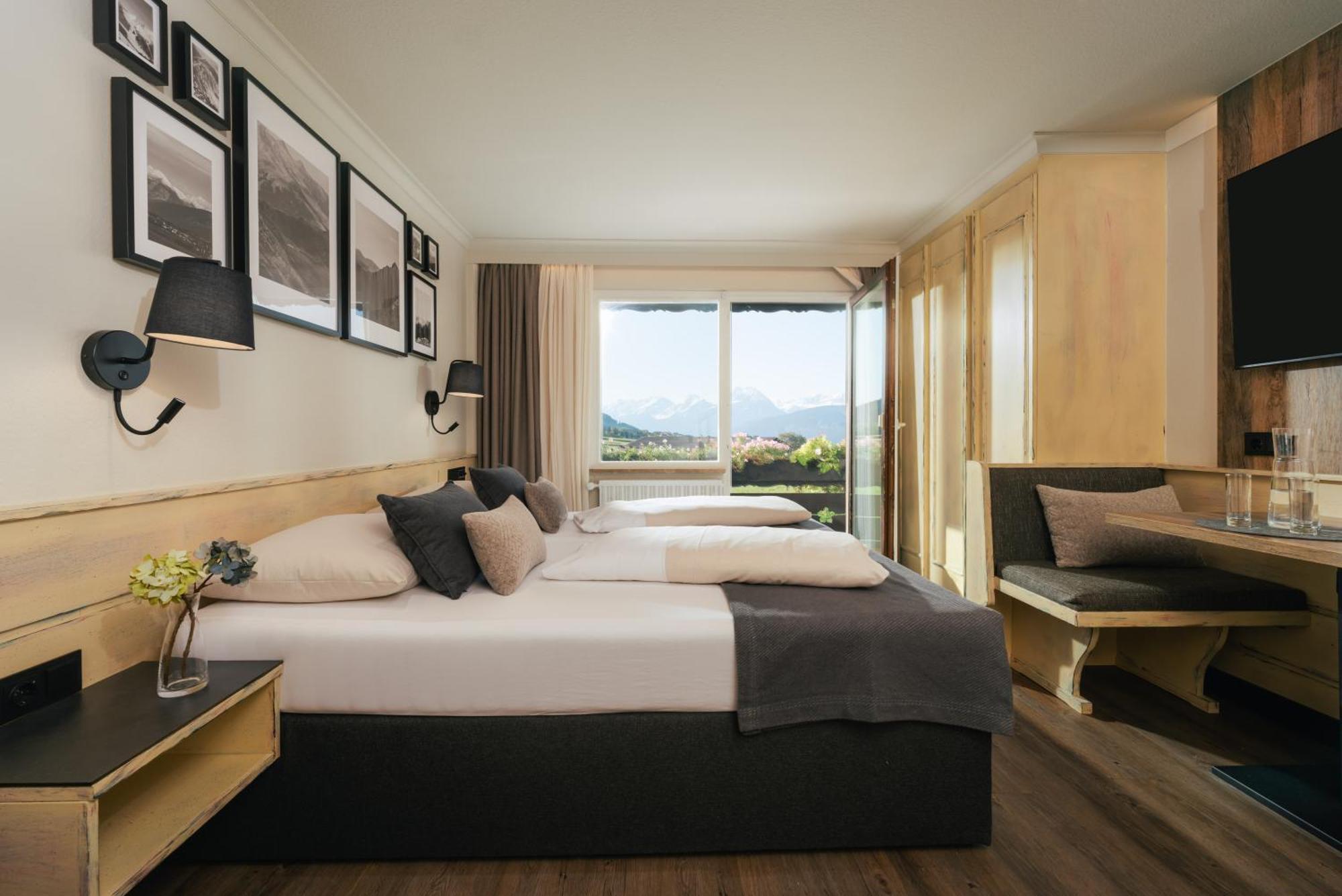 Mondi Hotel אקסמס מראה חיצוני תמונה