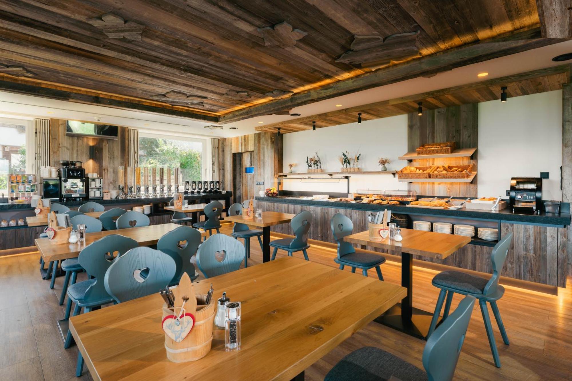 Mondi Hotel אקסמס מראה חיצוני תמונה
