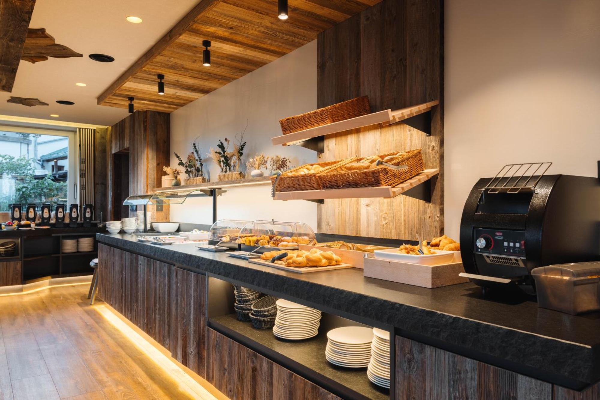 Mondi Hotel אקסמס מראה חיצוני תמונה